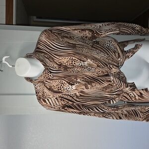 VTG NIKKI Brown Patterned Button Down Shirt